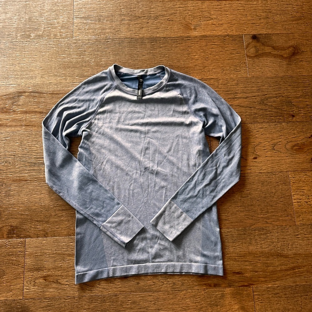 Men’s long sleeve
